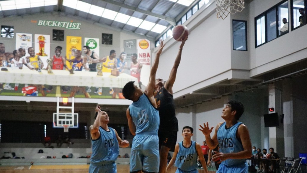 Ibl Tune Up Games Evos Menang Telak Atas Bumi Borneo Ibl