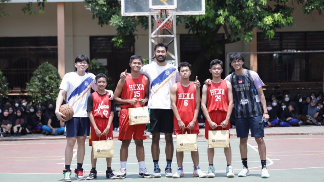 Antusiasme IBL Goes To School Bikin Penggawa Pelita Jaya Bakrie Jakarta ...