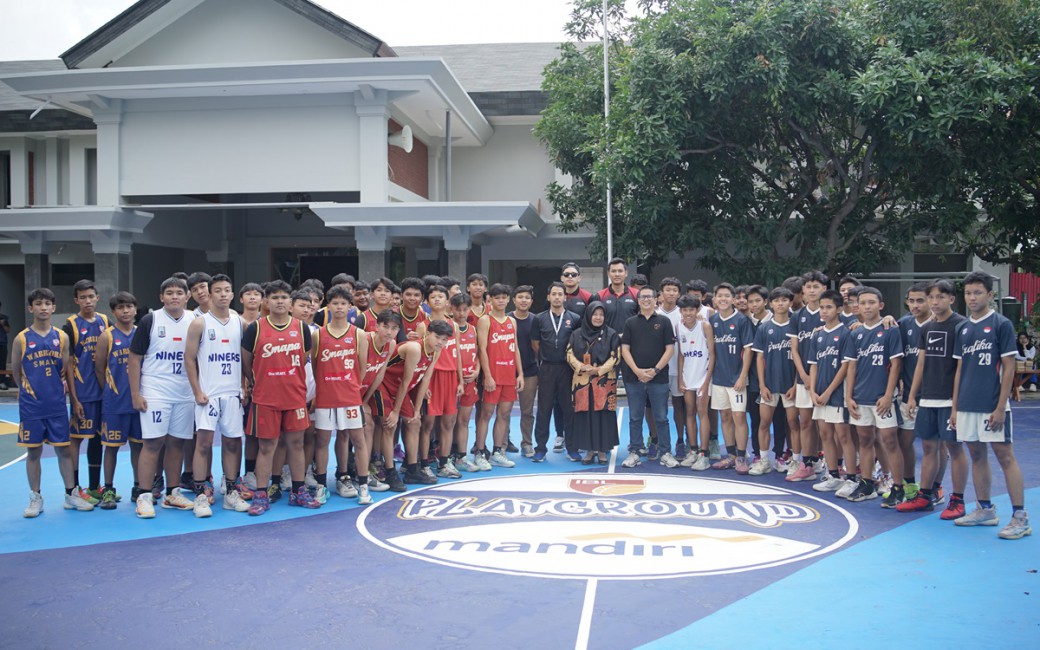 Program IBL Playground Benahi Lapangan Sekolah