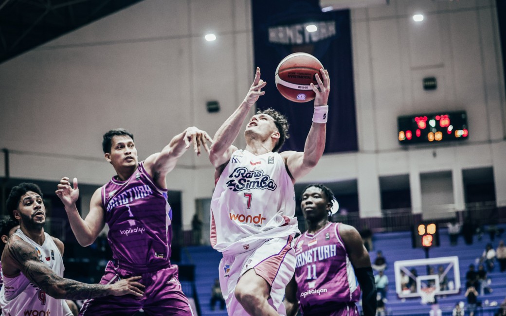 Devon Van Oostrum Triple Double, Rans Jegal Hangtuah