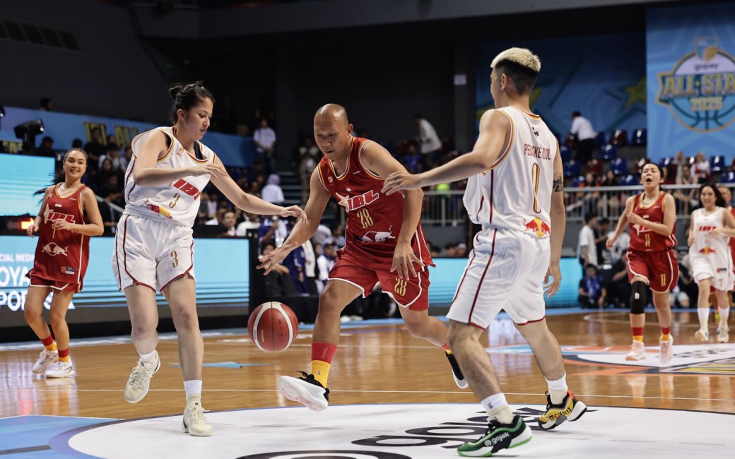 Bikin Geger, Oki Rengga Keluarkan Jurus Uno Reverse Card di IBL GoPay All Star 2025
