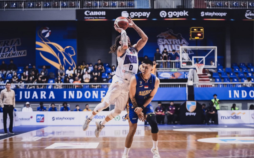 Hawks Berjuang Mengamankan Tiket Playoff