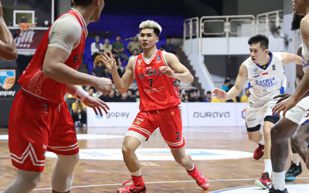 Head-to-head: Jordan Oei Vs. Rexy Fernando