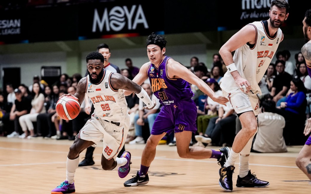 Hawks Dirampok Pelita Jaya di Game 1