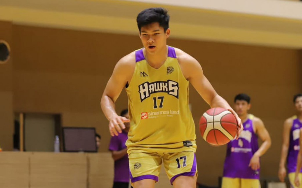 Leonardo Effendy Dilepas, Hawks Makin Misterius