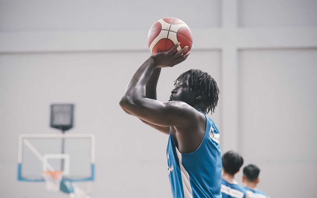 Perkuat Komposisi Satria Muda di IBL, Status Dame Diagne Resmi Jadi Pemain Lokal