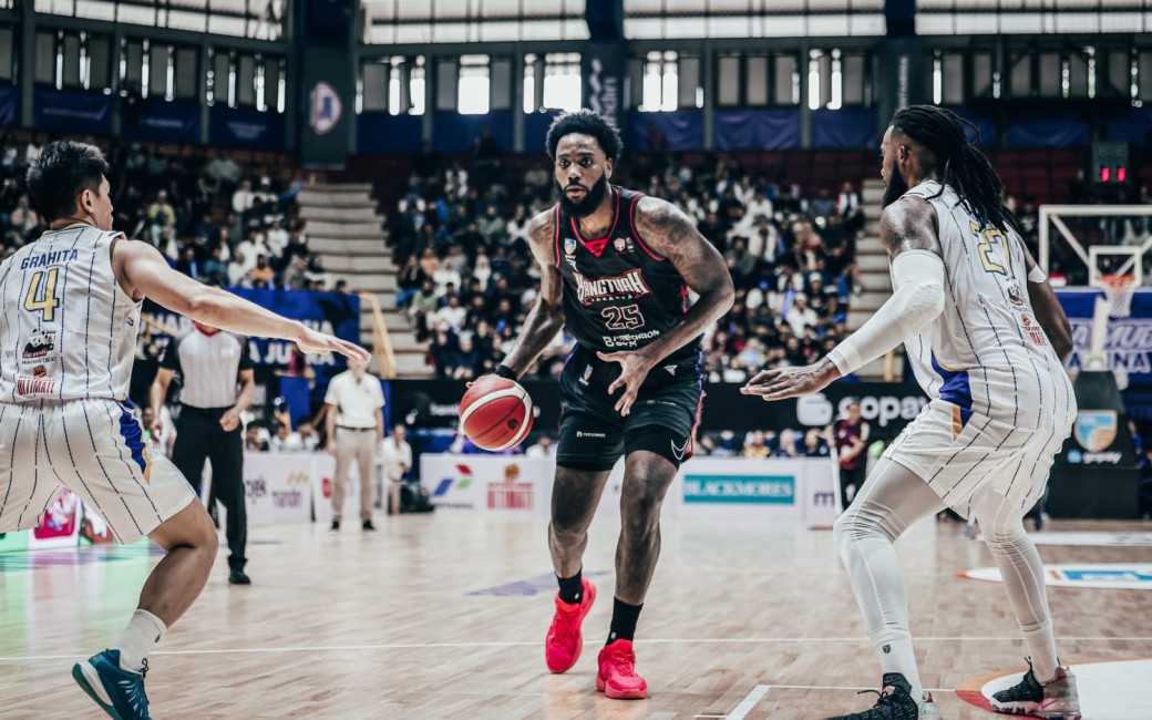 Kemenangan di Tangan Pemain